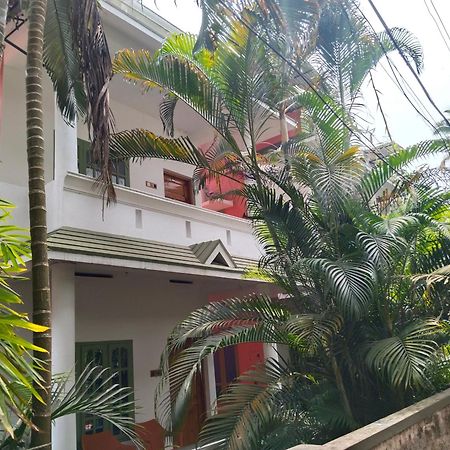 Golden Stay Varkala Εξωτερικό φωτογραφία